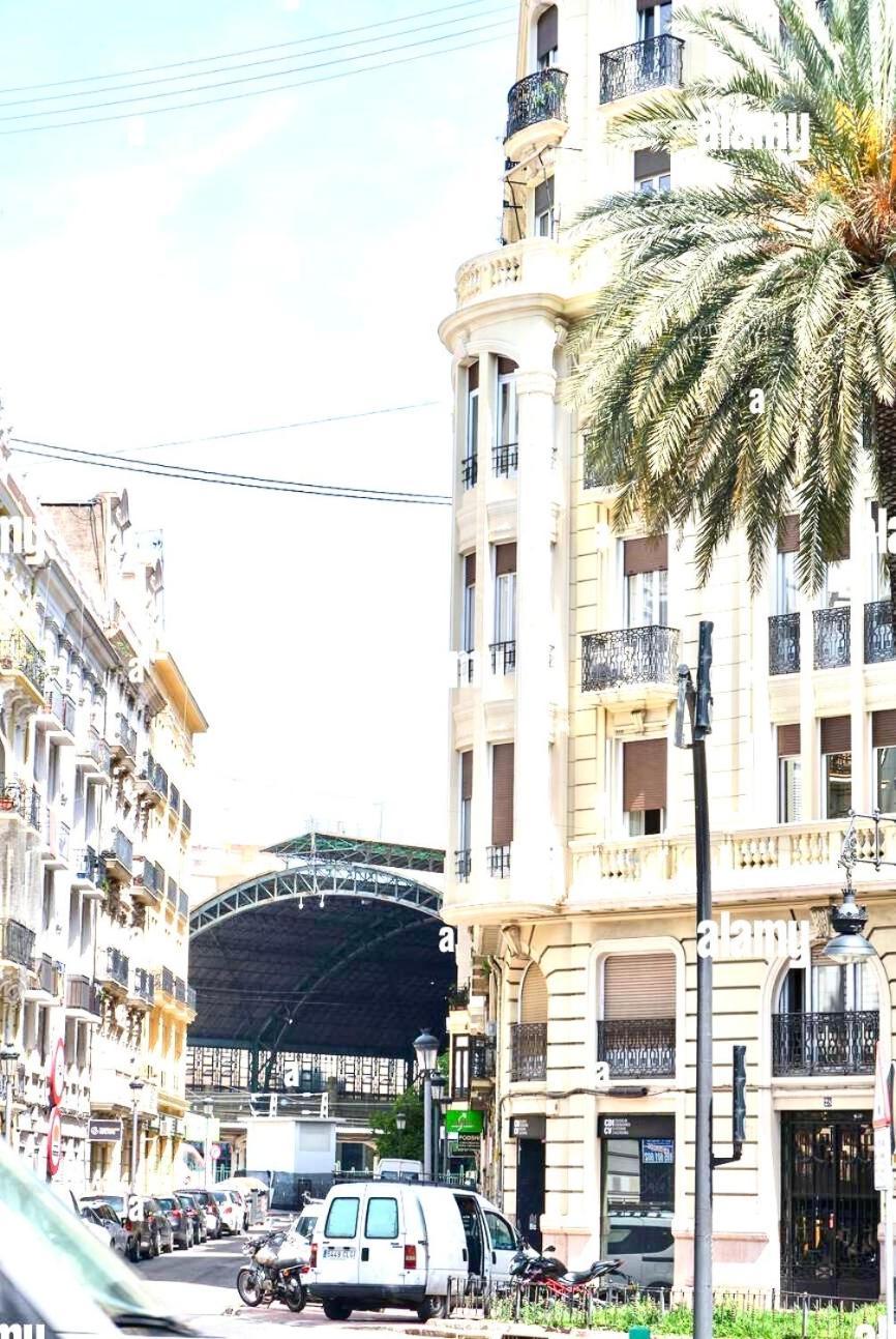 El Palacete Gran Via Valencia Buitenkant foto